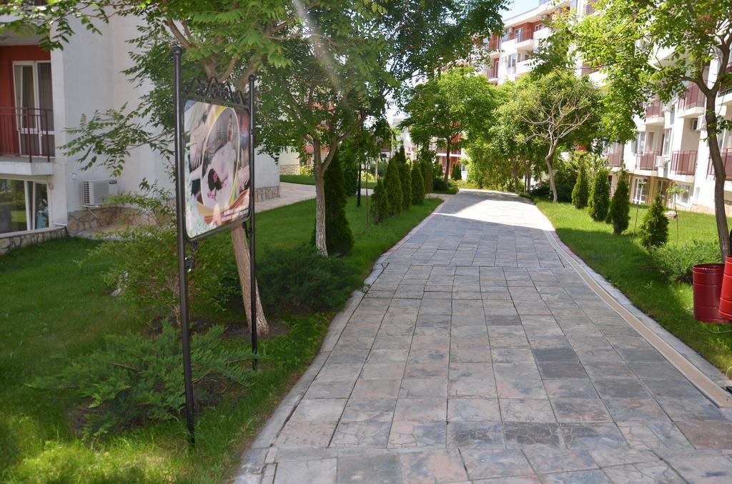 Single Private Apartments In Marina View Fort Beach Sveti Vlas Exterior photo