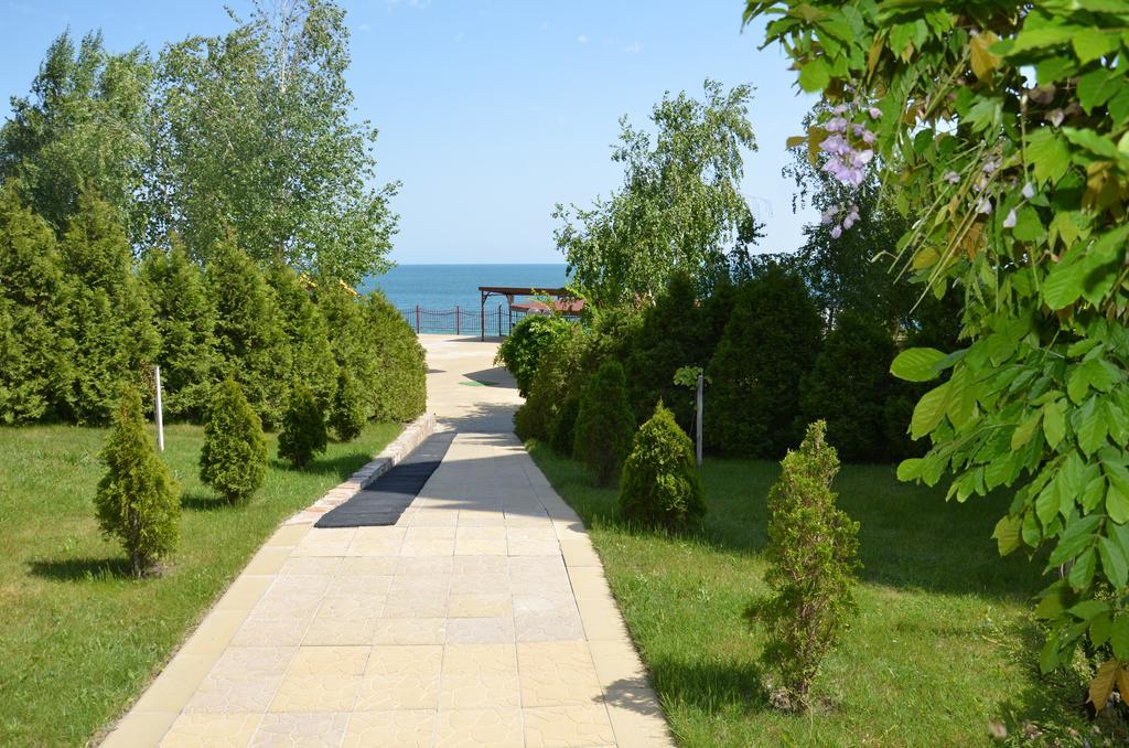 Single Private Apartments In Marina View Fort Beach Sveti Vlas Exterior photo