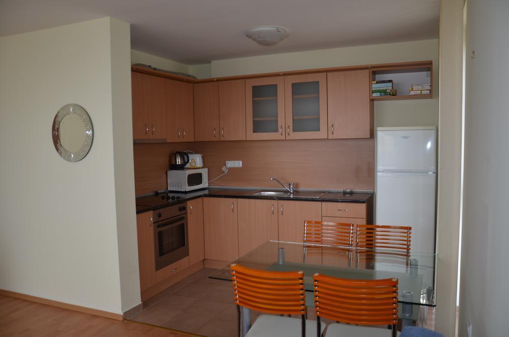 Single Private Apartments In Marina View Fort Beach Sveti Vlas Exterior photo